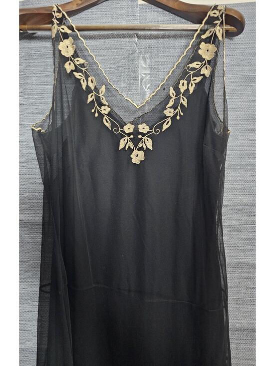 Newport News Dresses & Skirts - Newport News Dress Black Womens 12 Sheer Floral Embroidery